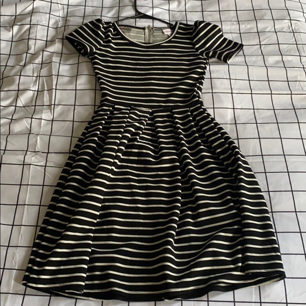 Lularoe Amelia